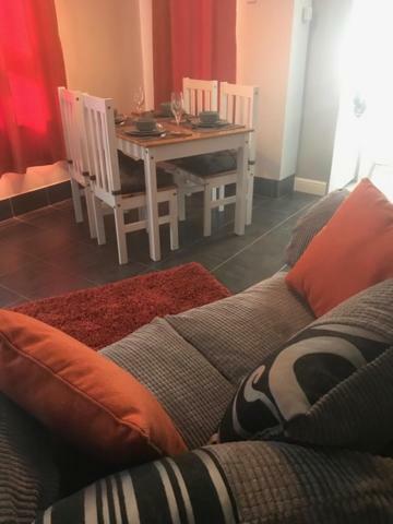 Homestay The Grey House *